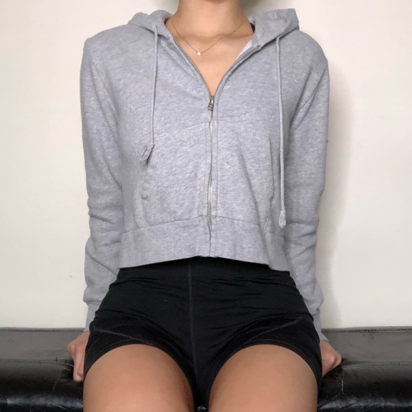 Brandy Melville Jackets & Blazers - Brandy Melville Cropped Jacket